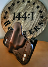 Load image into Gallery viewer, Smith and Wesson 642/J-Frame Revolver IWB LE Italian Leather Holster w/rub protector