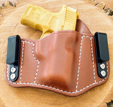 Load image into Gallery viewer, Sig Sauer P365 Sig P365 IWB Heavy-Duty Line Leather Holster